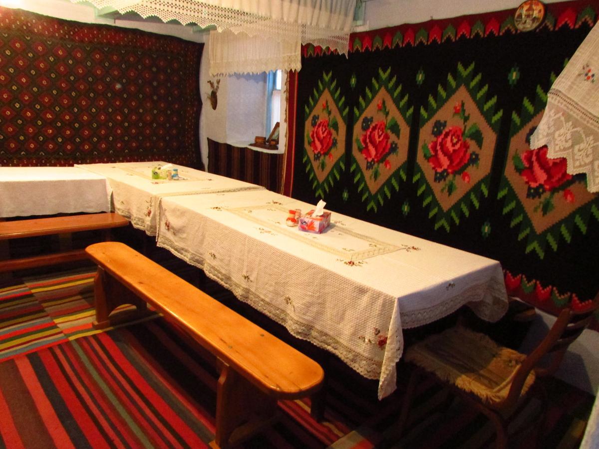La Popas Hotel Orhei Buitenkant foto